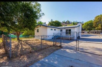 8861 Olive Dr in Spring Valley, CA - Building Photo - Building Photo