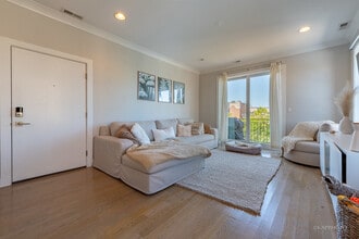 457 N Aberdeen St in Chicago, IL - Foto de edificio - Building Photo