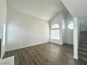 1537 N Canyon Rose Way in Las Vegas, NV - Building Photo - Building Photo
