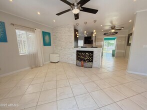 2237 E Cambridge Ave in Phoenix, AZ - Building Photo - Building Photo