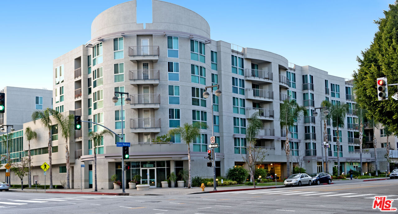 267 San Pedro St in Los Angeles, CA - Foto de edificio