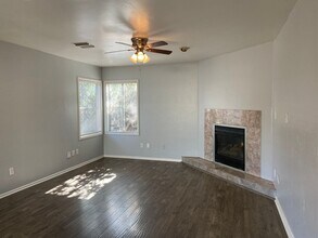 222 Olive St in Bakersfield, CA - Building Photo - Building Photo