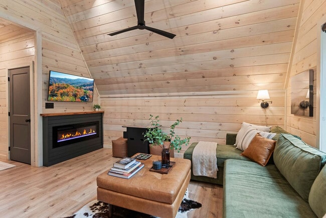 property at 1903 Ash Pass