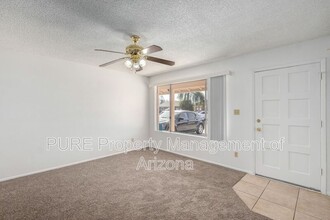 2332 W Sunnyside Ave in Phoenix, AZ - Building Photo - Building Photo