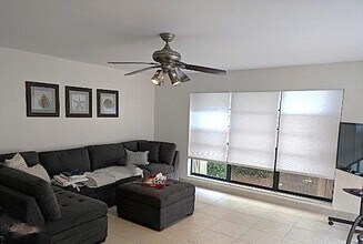 1772 Gulfstream Ave, Unit 26-2613 in Fort Pierce, FL - Building Photo - Building Photo