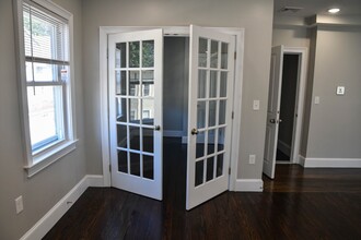 27 Tower St, Unit 3 in Boston, MA - Building Photo - Building Photo