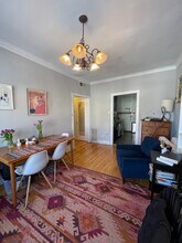 2912 N Albany Ave in Chicago, IL - Building Photo - Building Photo