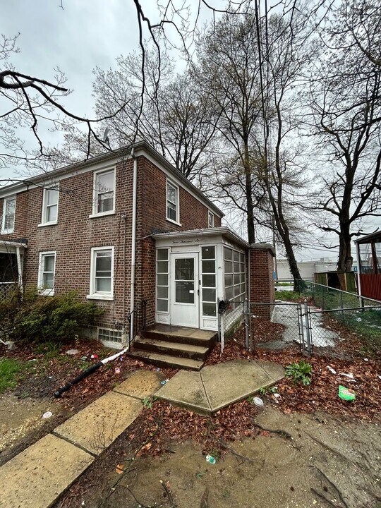 3006 Congress Rd in Camden, NJ - Building Photo
