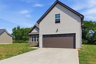 1517 Gambill Wood Dr in Smyrna, TN - Building Photo - Building Photo