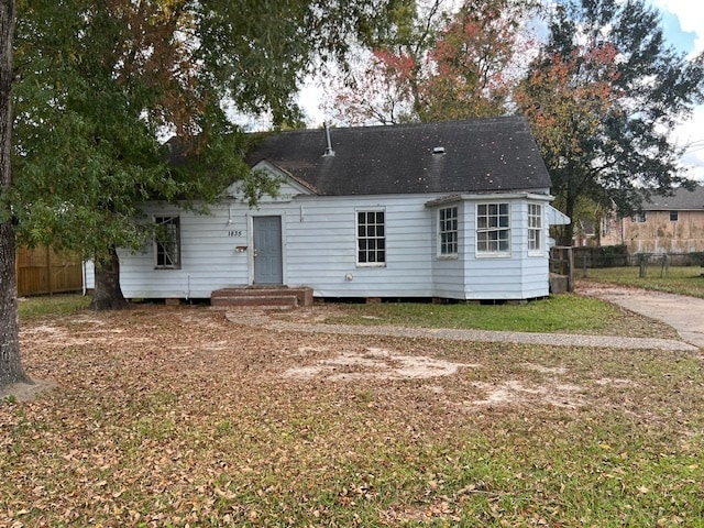 property at 1835 Rivercrest St