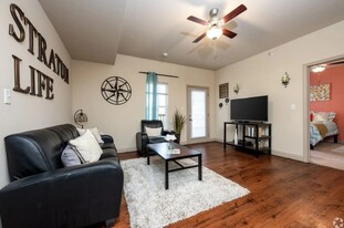 3115 E Stratum Way, Unit The Stratum 1 bed 1 bath in Bloomington, IN - Building Photo