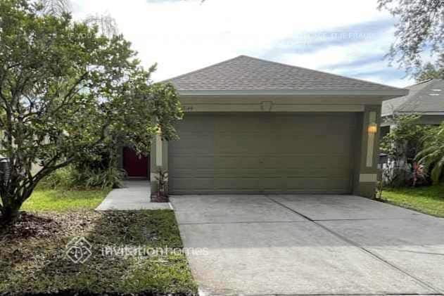 18144 Canal Pointe St in Tampa, FL - Building Photo