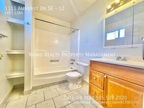 1111 Amherst Dr SE in Albuquerque, NM - Building Photo - Building Photo