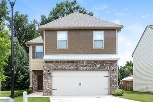340 Concord Terrace in Mcdonough, GA - Building Photo