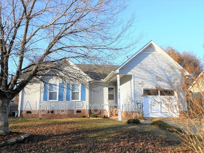 property at 305 Fairdale Dr