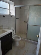 1420 Atlantic Shores Blvd in Hallandale Beach, FL - Building Photo - Building Photo
