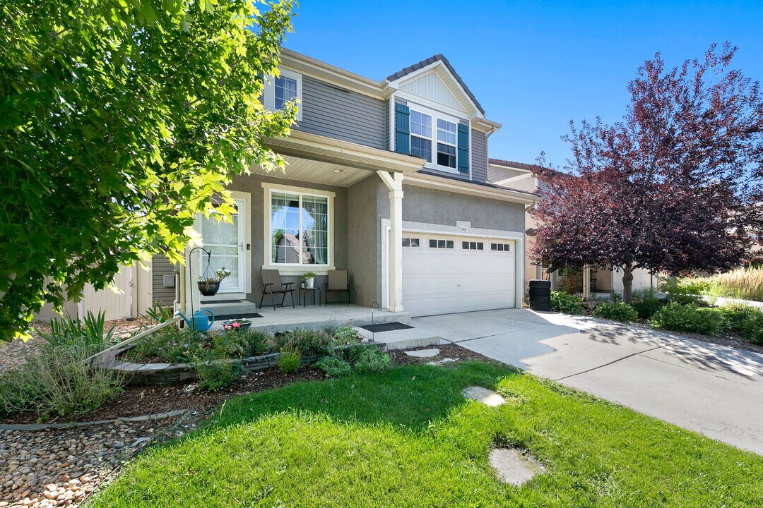 3925 Blackwood Ln in Johnstown, CO - Building Photo