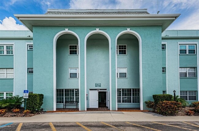 property at 1706 Belleair Forest Dr