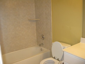 118 Westwick Ct, Unit 5 in Potomac Falls, VA - Building Photo - Building Photo