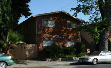 495 E William St in San Jose, CA - Building Photo - Building Photo