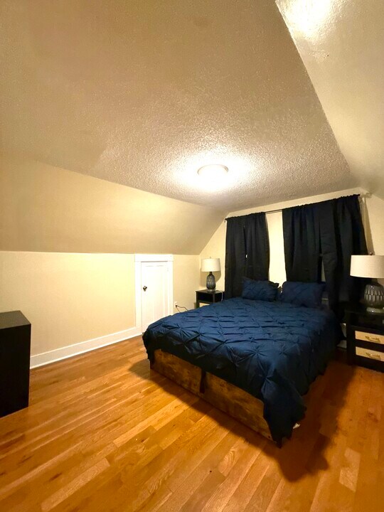 117 Lloyd St, Unit 3 in New Haven, CT - Building Photo