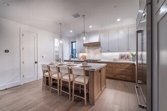 4529 Emerson Ave in Dallas, TX - Building Photo - Building Photo