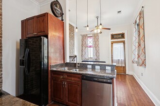 2622 Annunciation St, Unit 2622 in New Orleans, LA - Foto de edificio - Building Photo