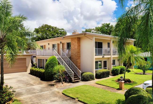 Greul Apartments in Clearwater, FL - Foto de edificio - Building Photo