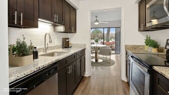 Annen Woods Apartments in Pikesville, MD - Building Photo