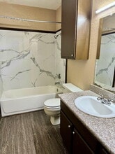 226 Cherry St in Levelland, TX - Foto de edificio - Building Photo