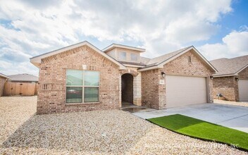 2154 Kirksey Ave in Lubbock, TX - Building Photo - Building Photo