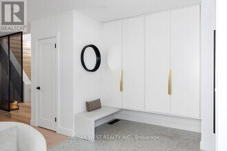 424 Clendenan Ave in Toronto, ON - Building Photo - Building Photo