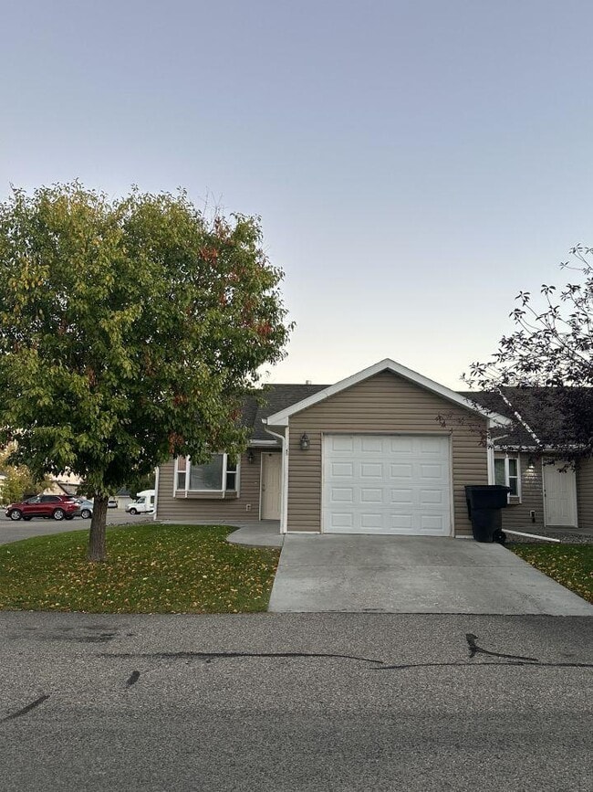 1525 Bench Blvd in Billings, MT - Building Photo - Building Photo
