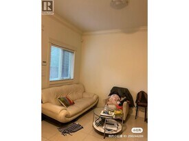 11011 Seafield Crescent in Richmond, BC - Building Photo