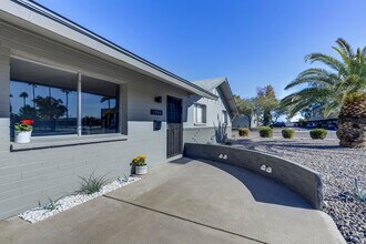 1986 E Palmcroft Dr in Tempe, AZ - Building Photo - Building Photo