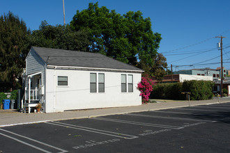 1319 Garden St in San Luis Obispo, CA - Building Photo - Building Photo