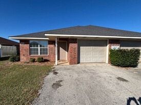 16131 Rolling Meadows Dr in Lindale, TX - Building Photo