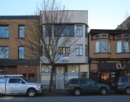 570 Powell in Vancouver, BC - Building Photo