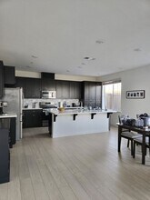 2413 Village Square Blvd in Fairfield, CA - Building Photo - Building Photo