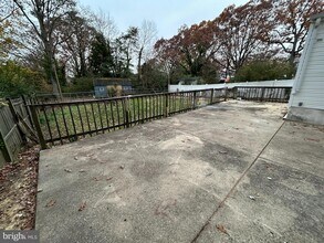 46627 Yorktown Rd in Lexington Park, MD - Foto de edificio - Building Photo