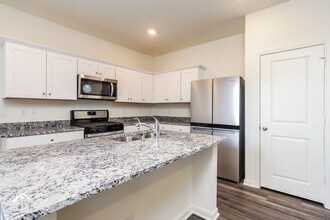 5251 Dawn Break in Saint Hedwig, TX - Building Photo - Building Photo