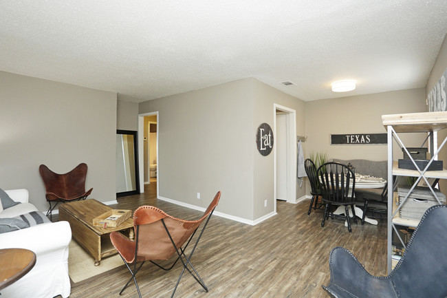 Arbor Place Apartments in Beaumont, TX - Foto de edificio - Interior Photo