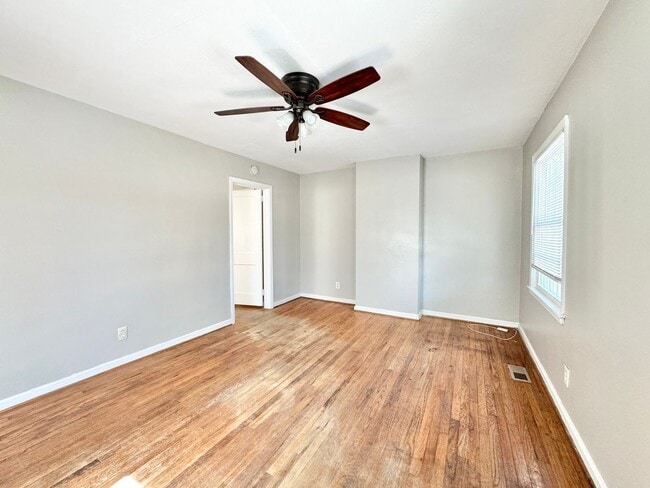 1006 East Side Dr in Greensboro, NC - Building Photo - Building Photo