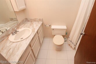 480 Baldwin Ave in Rochester, MI - Building Photo - Building Photo