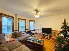 121 Calumet St, Unit 2 in Boston, MA - Building Photo - Building Photo