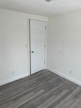 215 W 2nd St, Unit 3 in Spencer, IA - Foto de edificio - Building Photo