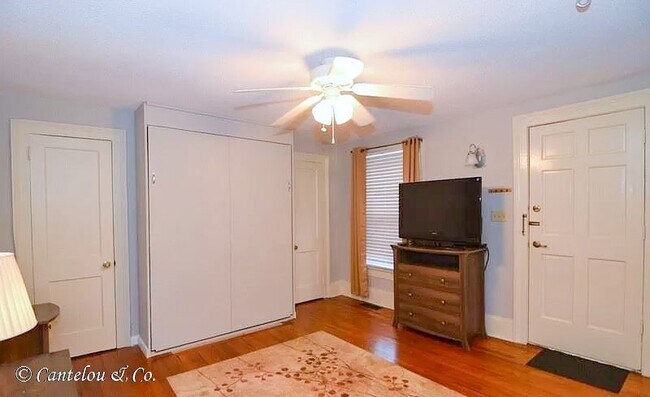 350 Telfair St in Augusta, GA - Foto de edificio - Building Photo