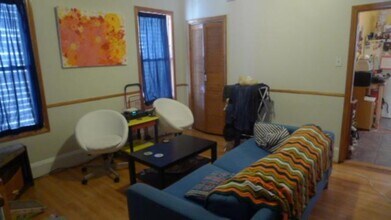 64 1/2 Day St, Unit 1 in Boston, MA - Building Photo - Building Photo