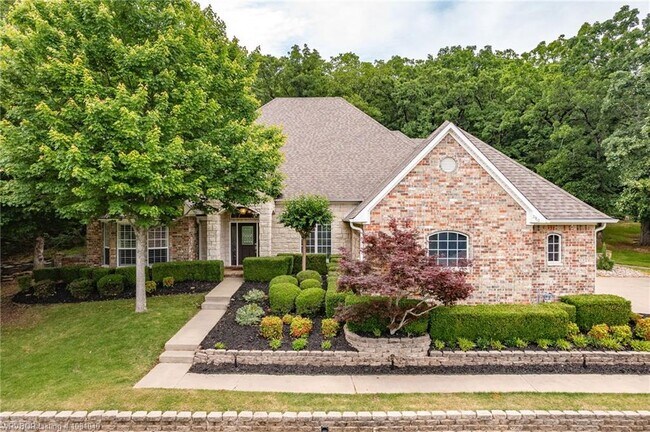 2912 Cliff Dr in Fort Smith, AR - Foto de edificio - Building Photo