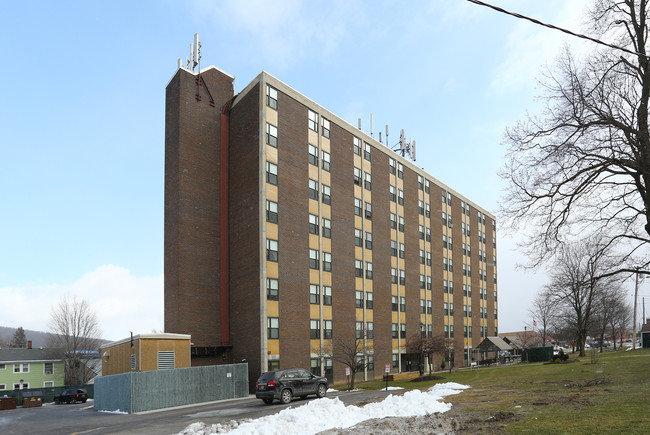 London Towers in Ilion, NY - Building Photo - Building Photo